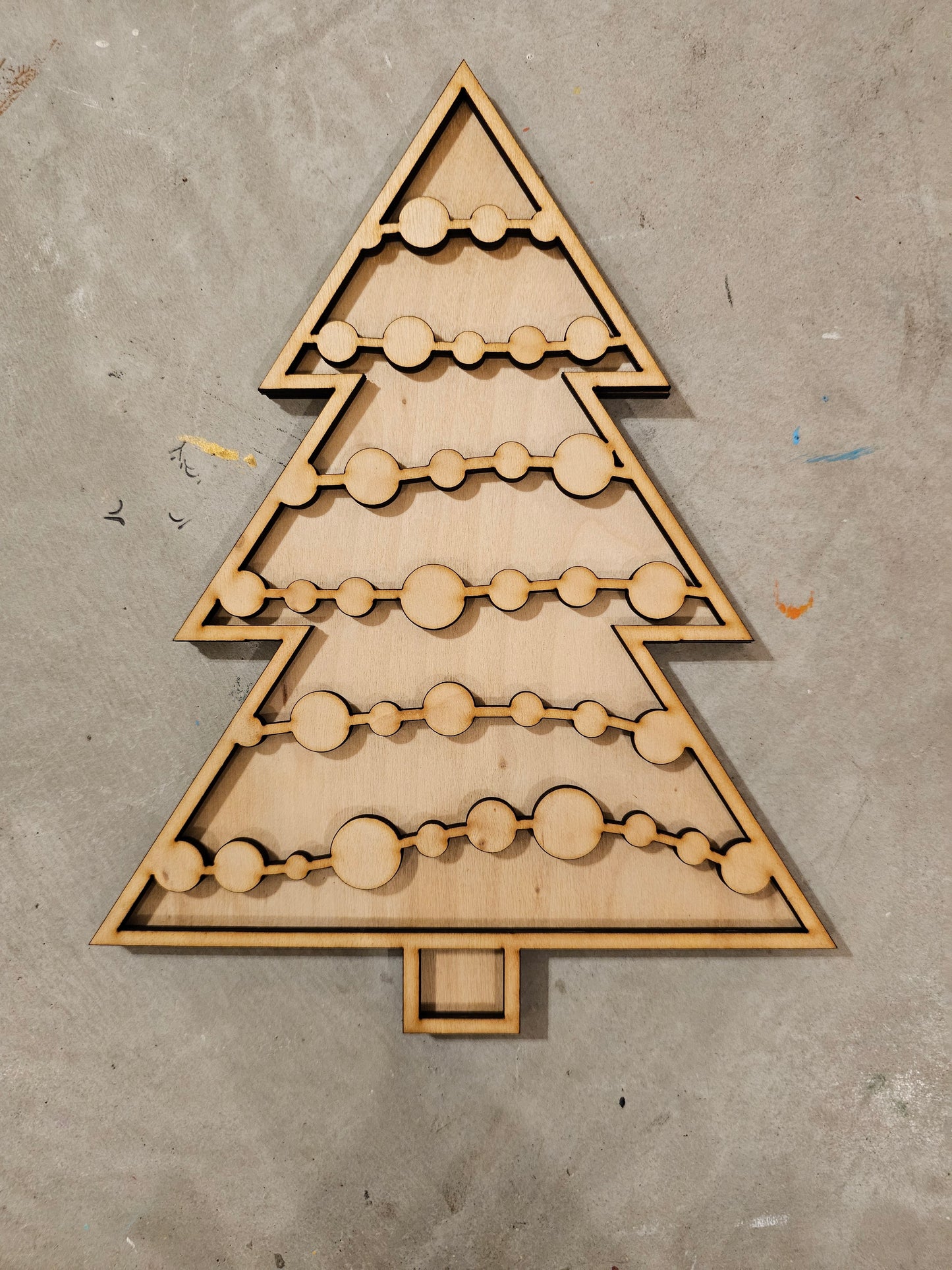 Holiday Tree Paint Pour